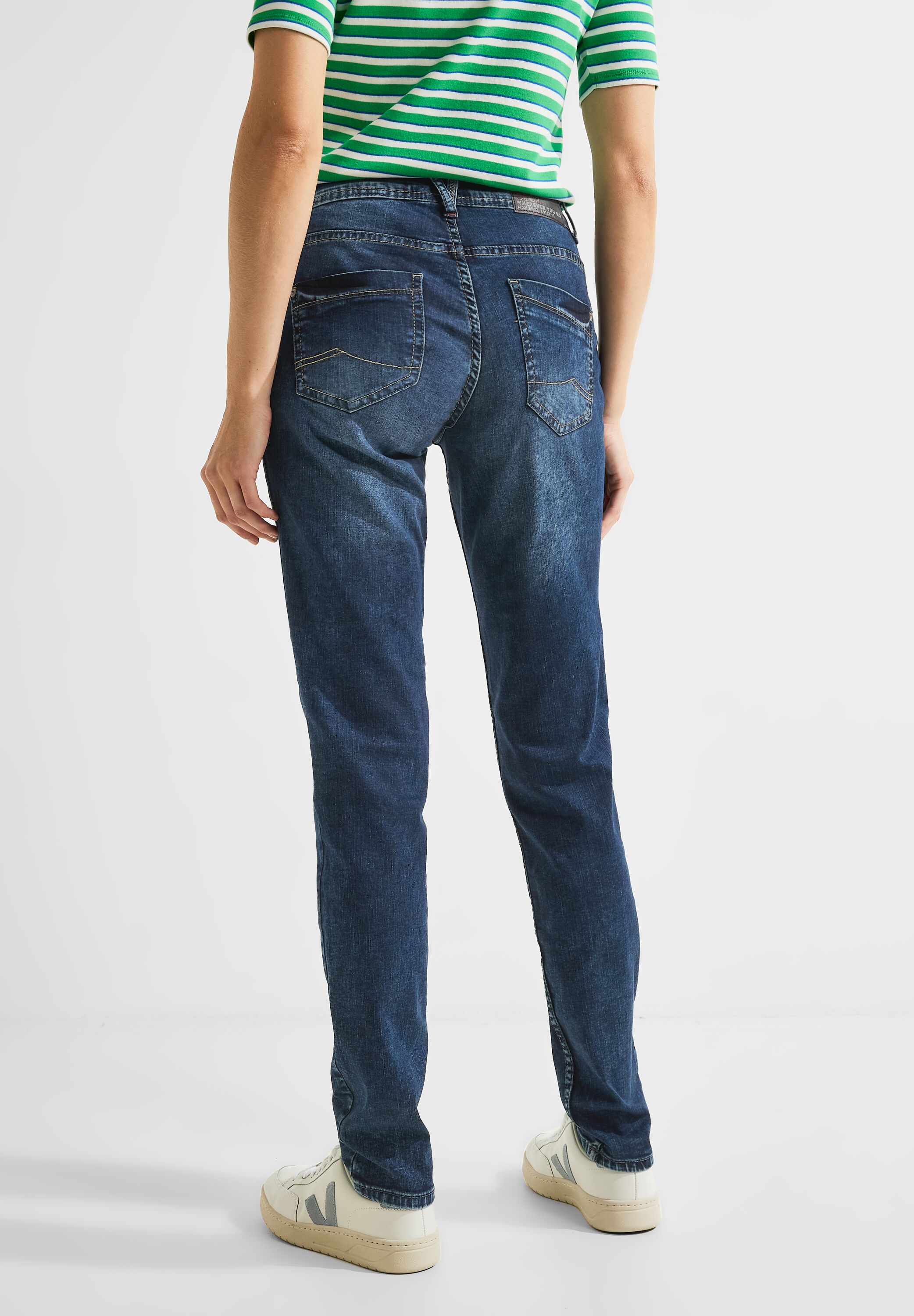 Loose Fit Jeans